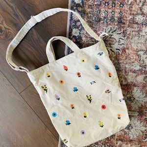 Baggu Duck Bag in Embroidered Ditsy Floral